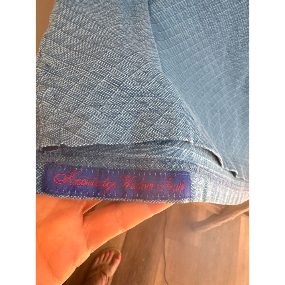 Retro-Inspired Quilted Polo Shirt - Picture 4 of 6